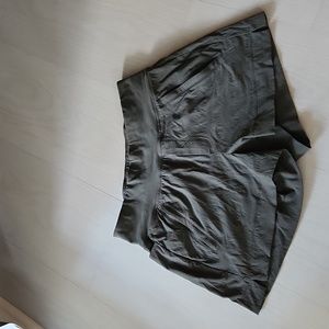 Athleta Trekkie North Short